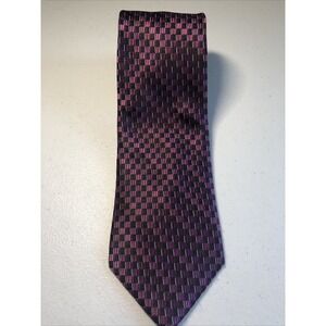 Renzo Ferrara Collection Mens Necktie 100% Silk Purple Geometric 63".
